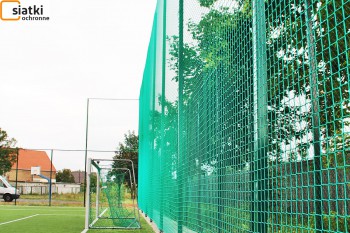  Siatki na ogrodzenia boisk sportowych - tania siatka zabezpieczająca — Dobre ogrodzenie boiska sportowego 