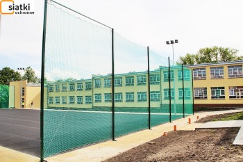  Tania siatka na ogrodzenie boiska w szkole — Dobre ogrodzenie boiska sportowego 