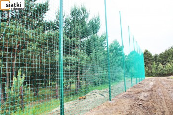  Siatka ochronna na ogrodzenie dla boiska - 10x10cm, 4mm — Dobre ogrodzenie boiska sportowego 