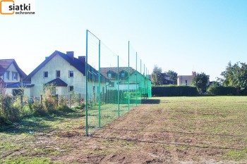  Siatka zabezpieczenie na ogrodzenie boisk - 10x10cm, 5mm — Dobre ogrodzenie boiska sportowego 