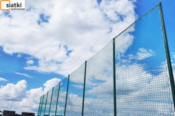  Siatka ochronna na ogrodzenie dla boiska - 10x10cm, 4mm — Dobre ogrodzenie boiska sportowego 