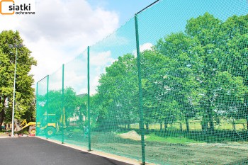  Bardzo mocna i gruba siatka na ogrodzenie boiska szkolnego 