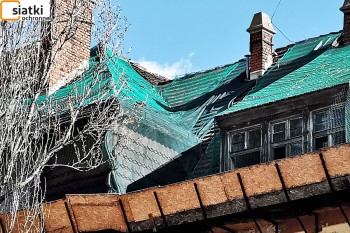  Solidna siatka ochronna na spadające stare dachówki — Idealna ochrona dla zabytkowych dachów 