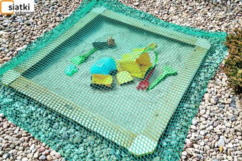  Przykrycie piaskownicy z siatki - zabezpieczenie terenu zabawy 